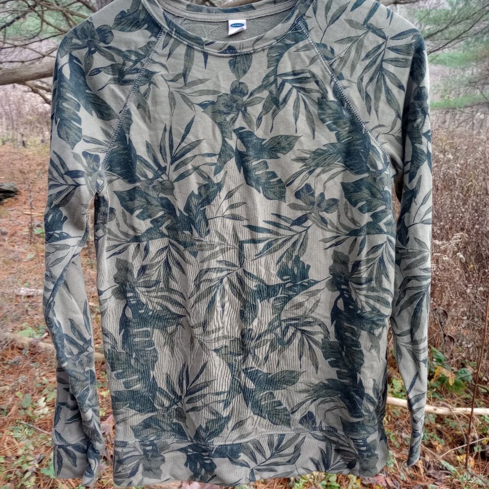 Old navy crew neck